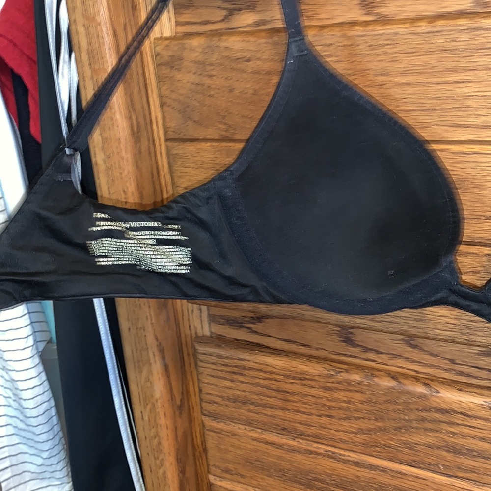 Fabulous by Victoria’s Secret Black Plunge Bra - Picture 7 of 8